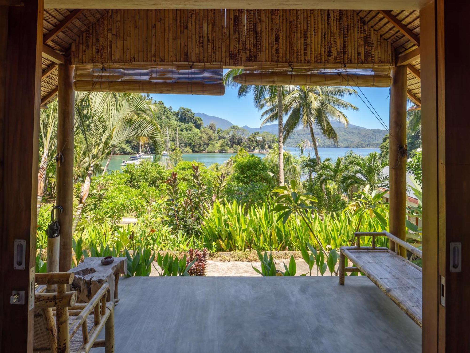 D'Lagoon Dive Resort Bitung Eksteriør billede